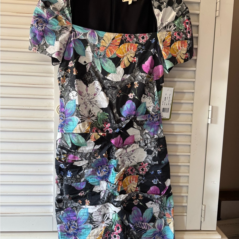 Nicole Miller Floral Black Fitted Dress Size 8 NWT